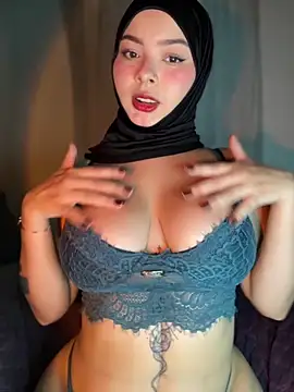 aneesa darzi online show from October 18, 2025, 11:05 pm