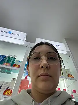 my-kitty online show from June 26, 2026, 1:32 am