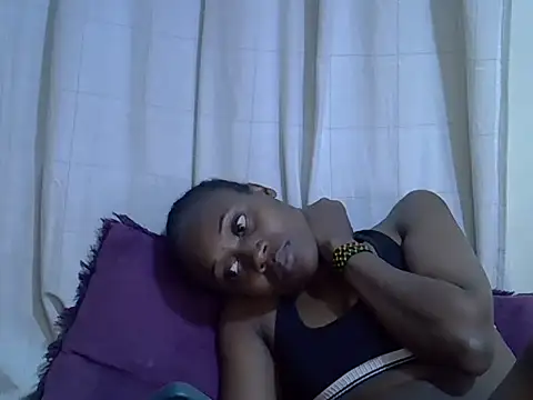 Tanaissa2 online show from October 8, 2025, 11:13 pm