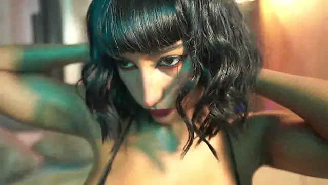 JulietaWinona online show from April 25, 2026, 3:42 pm