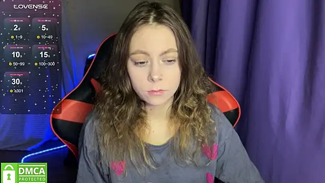 Snapshot of Natural_babe666 chatting on October 7, 2025, 11:35 pm Natural babe666 online show from October 7, 2025, 11:35 pm