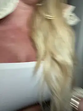 Kate-monroe online show from February 13, 2025, 6:38 pm