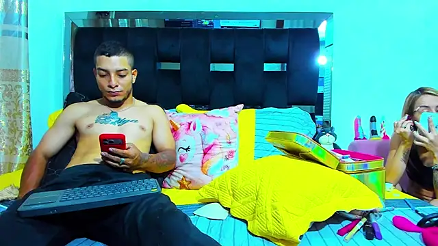AnderAndMartina online show from July 17, 2026, 9:52 pm
