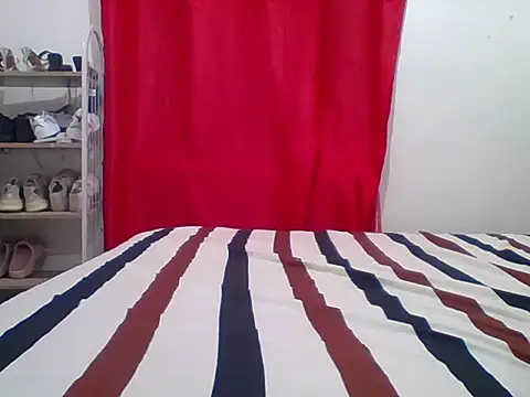 Snapshot of sexy__candyy chatting on April 9, 2026, 6:46 pm sexy candyy online show from April 9, 2026, 6:46 pm