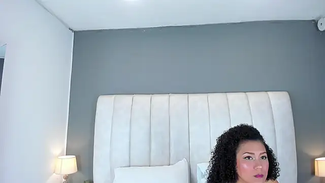 Ashleyy23x online show from February 25, 2025, 7:47 pm