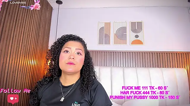 Ashleyy23x online show from June 23, 2026, 7:34 pm