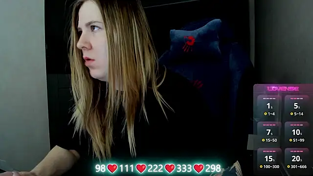 Olivia Munk online show from March 8, 2026, 4:27 am