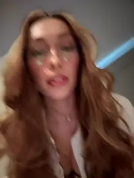 MichelleFerry  online show from September 13, 2025, 12:21 am