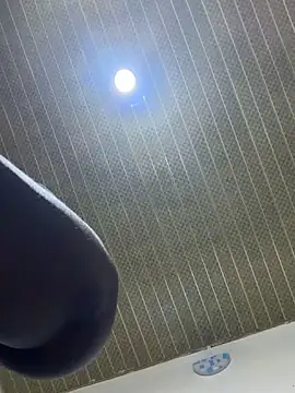 Snapshot of sweet1111 chatting on February 16, 2026, 7:32 pm sweet1111 online show from February 16, 2026, 7:32 pm