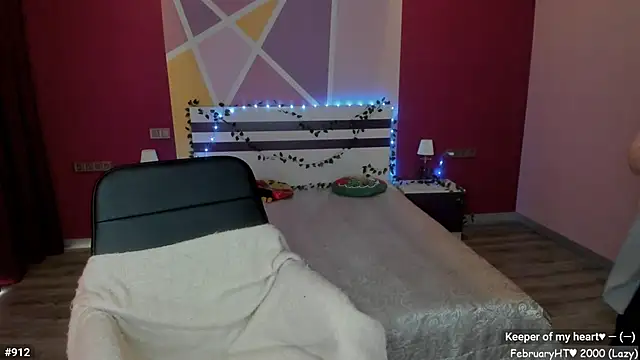 LizaGost online show from February 9, 2026, 1:26 pm