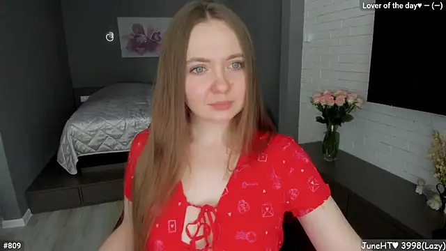 LizaGost online show from June 16, 2026, 11:02 am
