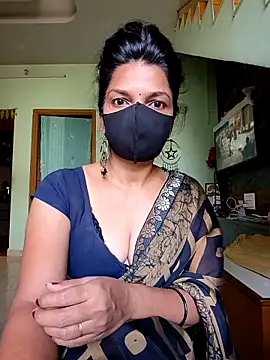 Shuttii 25 online show from March 23, 2026, 4:49 am