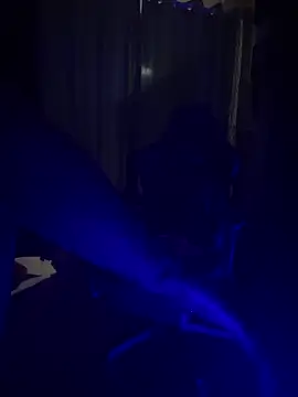 Snapshot of PARI_Hun chatting on October 4, 2025, 10:30 pm PARI Hun online show from October 4, 2025, 10:30 pm