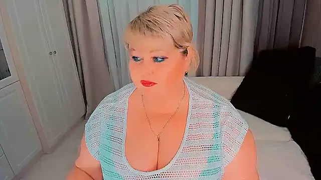 BIGTITSBBW online show from December 14, 2024, 8:29 pm