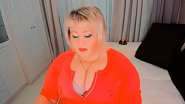 BIGTITSBBW online show from December 31, 2024, 4:35 pm