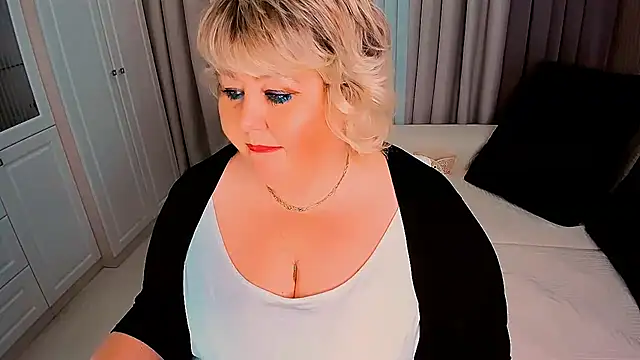BIGTITSBBW online show from March 17, 2025, 7:15 pm