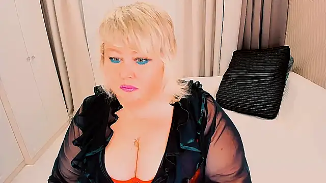 BIGTITSBBW online show from October 31, 2025, 5:14 pm