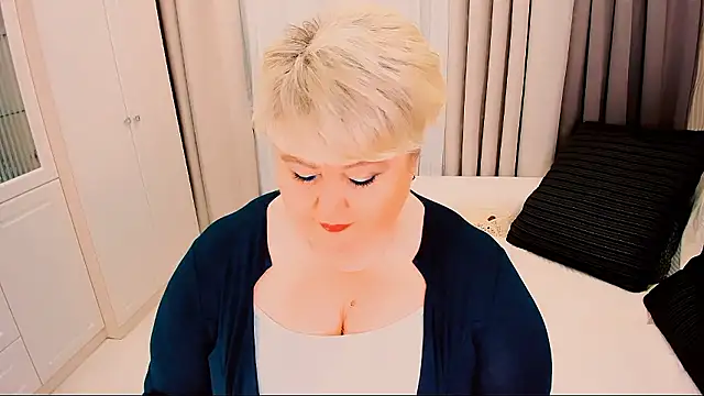 BIGTITSBBW online show from January 10, 2026, 12:40 pm