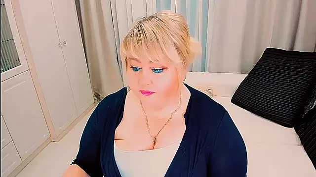 Snapshot of BIGTITSBBW chatting on April 13, 2026, 7:03 am BIGTITSBBW online show from April 13, 2026, 7:03 am