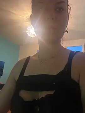 Snapshot of BabyNila chatting on October 20, 2025, 6:14 am BabyNila online show from October 20, 2025, 6:14 am