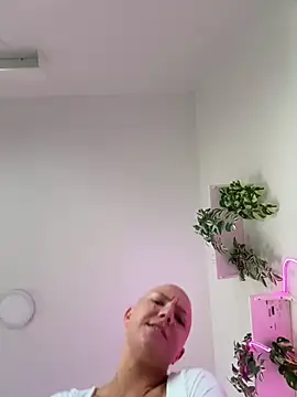 PaulinaSchubert1 online show from March 16, 2026, 3:38 pm