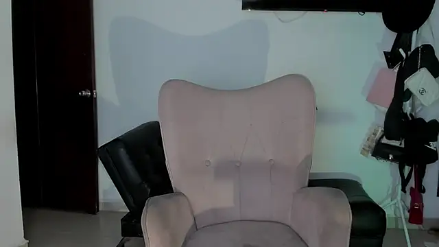 Snapshot of selene_king2 chatting on March 18, 2026, 2:09 pm selene king2 online show from March 18, 2026, 2:09 pm