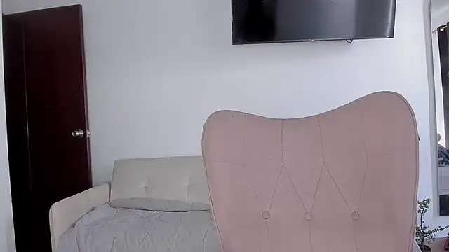 Snapshot of selene_king2 chatting on April 14, 2026, 1:50 pm selene king2 online show from April 14, 2026, 1:50 pm