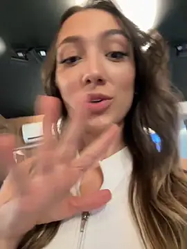Snapshot of AnnaCastillo_ chatting on September 12, 2025, 6:30 pm AnnaCastillo  online show from September 12, 2025, 6:30 pm