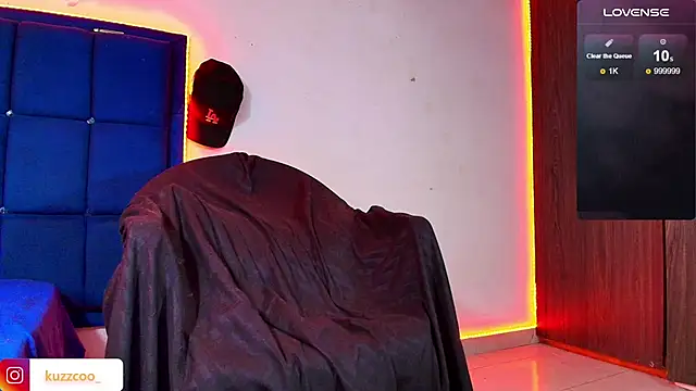 Snapshot of kuzzcoo chatting on March 22, 2025, 6:25 pm kuzzcoo online show from March 22, 2025, 6:25 pm