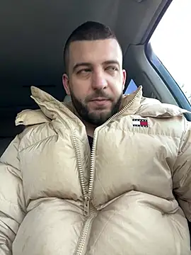 ElChapoGuzman95 online show from February 9, 2025, 6:33 am