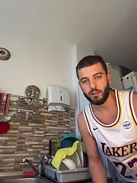 ElChapoGuzman95 online show from November 12, 2025, 6:36 am