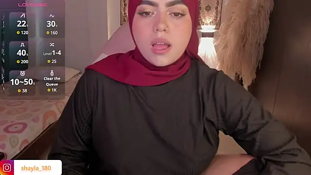 shayla 18 online show from January 17, 2026, 9:18 pm