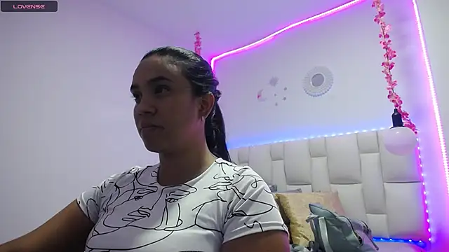 tiffany  pink online show from January 15, 2025, 7:23 pm