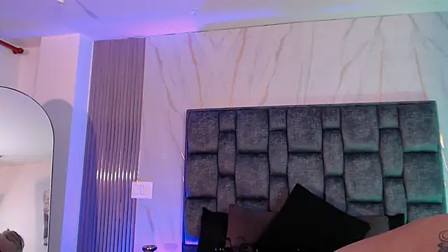 Snapshot of WildyTemping chatting on September 18, 2025, 8:11 pm WildyTemping online show from September 18, 2025, 8:11 pm