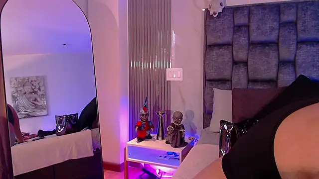 Snapshot of WildyTemping chatting on October 14, 2025, 7:36 pm WildyTemping online show from October 14, 2025, 7:36 pm