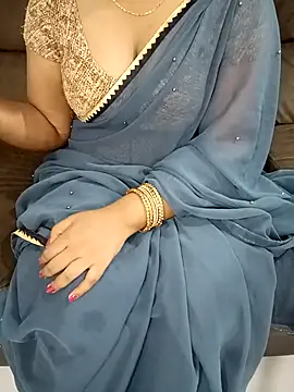 Snapshot of Mounika25 chatting on October 15, 2025, 5:57 pm Mounika25 online show from October 15, 2025, 5:57 pm