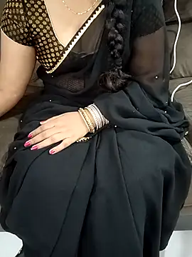 Snapshot of Mounika25 chatting on October 21, 2025, 6:52 pm Mounika25 online show from October 21, 2025, 6:52 pm