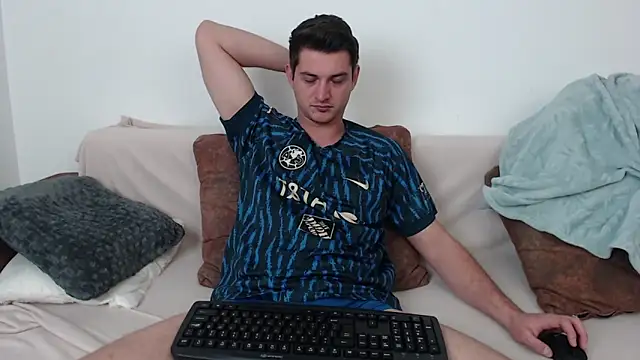 Snapshot of AndyFame chatting on April 22, 2026, 5:14 pm AndyFame online show from April 22, 2026, 5:14 pm