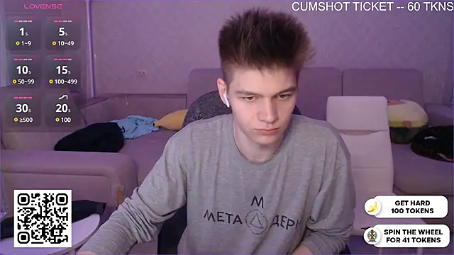 Snapshot of dantebigboi300 chatting on December 11, 2024, 9:01 pm dantebigboi300 online show from December 11, 2024, 9:01 pm