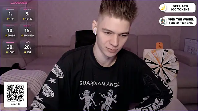 Snapshot of dantebigboi300 chatting on January 15, 2025, 12:19 am dantebigboi300 online show from January 15, 2025, 12:19 am