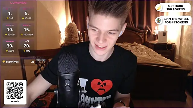 Snapshot of dantebigboi300 chatting on February 1, 2025, 6:19 pm dantebigboi300 online show from February 1, 2025, 6:19 pm