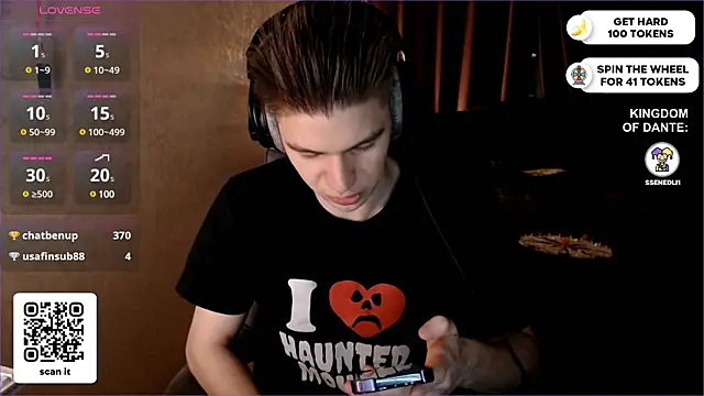 Snapshot of dantebigboi300 chatting on February 20, 2025, 11:21 pm dantebigboi300 online show from February 20, 2025, 11:21 pm