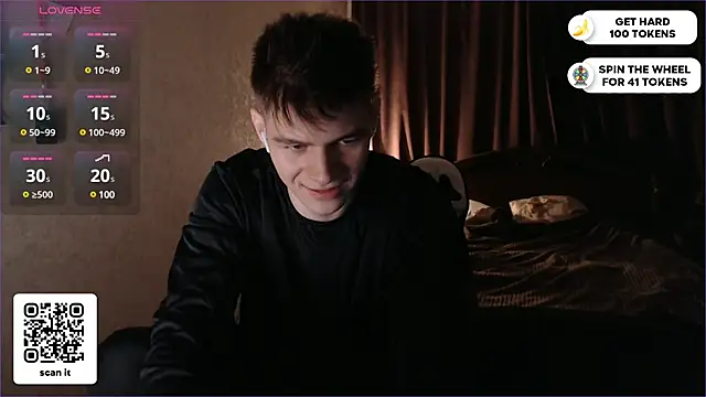 Snapshot of dantebigboi300 chatting on February 22, 2025, 7:25 pm dantebigboi300 online show from February 22, 2025, 7:25 pm