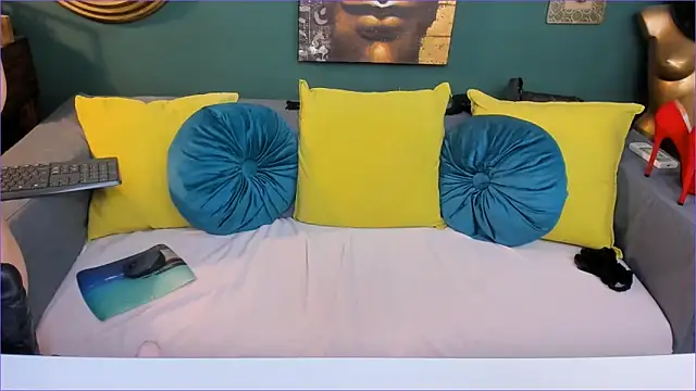 Snapshot of JaqulinneHot chatting on March 21, 2025, 8:50 am JaqulinneHot online show from March 21, 2025, 8:50 am