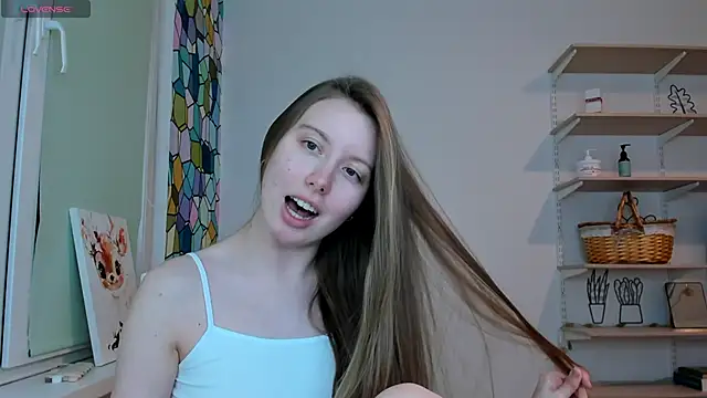 Peggy Beauty online show from October 22, 2025, 1:17 am