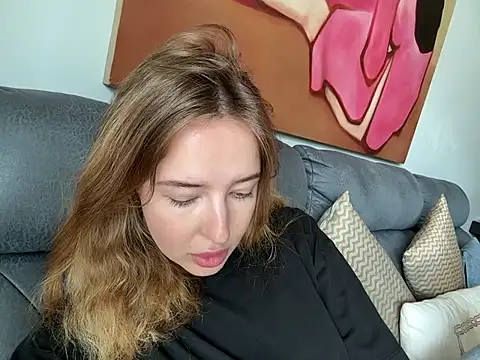 Nura n Sarah online show from February 28, 2025, 7:05 am