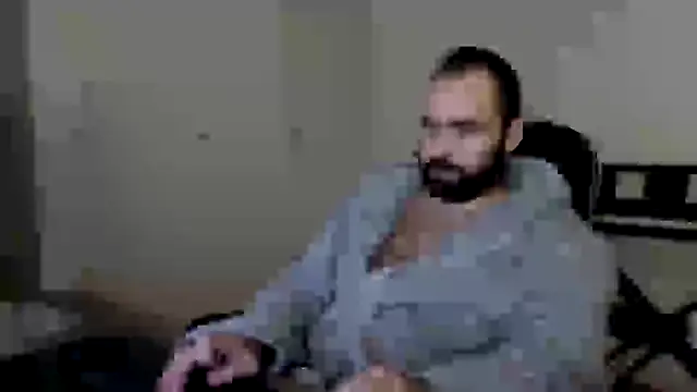 Snapshot of joaodias_97 chatting on November 19, 2025, 9:37 pm joaodias 97 online show from November 19, 2025, 9:37 pm