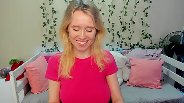 Snapshot of _adel_brooks_ chatting on January 13, 2025, 6:38 pm  adel brooks  online show from January 13, 2025, 6:38 pm