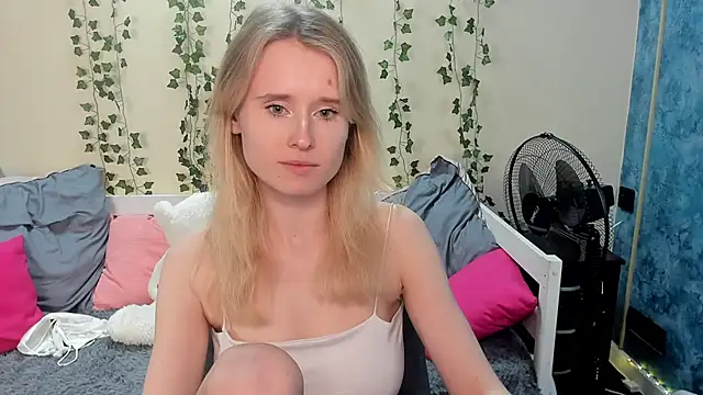 Snapshot of _adel_brooks_ chatting on January 31, 2025, 9:37 pm  adel brooks  online show from January 31, 2025, 9:37 pm