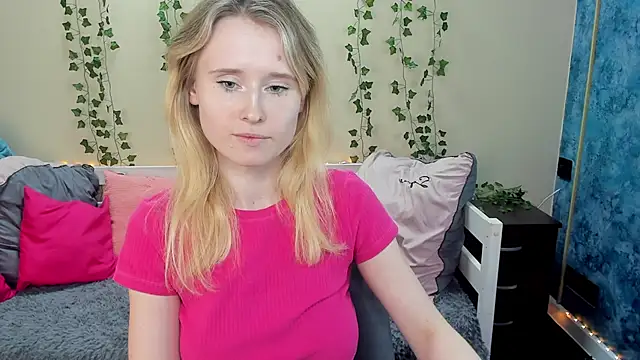 Snapshot of _adel_brooks_ chatting on March 2, 2025, 6:30 pm  adel brooks  online show from March 2, 2025, 6:30 pm